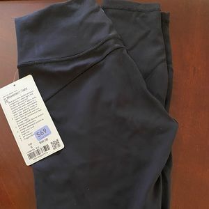 Lululemon in movement tights
